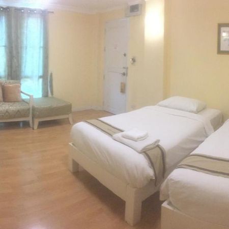 Triple Palms House Hotel Chiang Mai Buitenkant foto